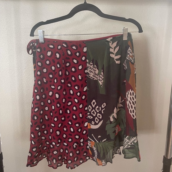 FARM Rio Multicolor Tropical Mini Skirt - Picture 4 of 4